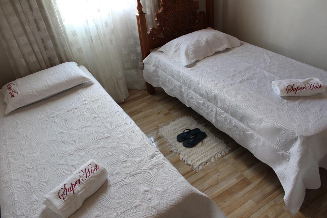 Edicula Fundos Homestay *